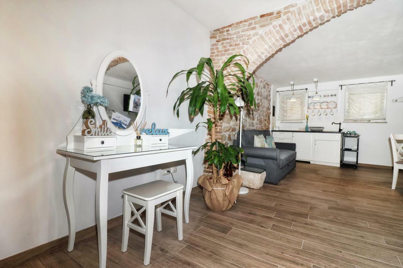 Cozy Apartment Mari Rovinj Buitenkant foto