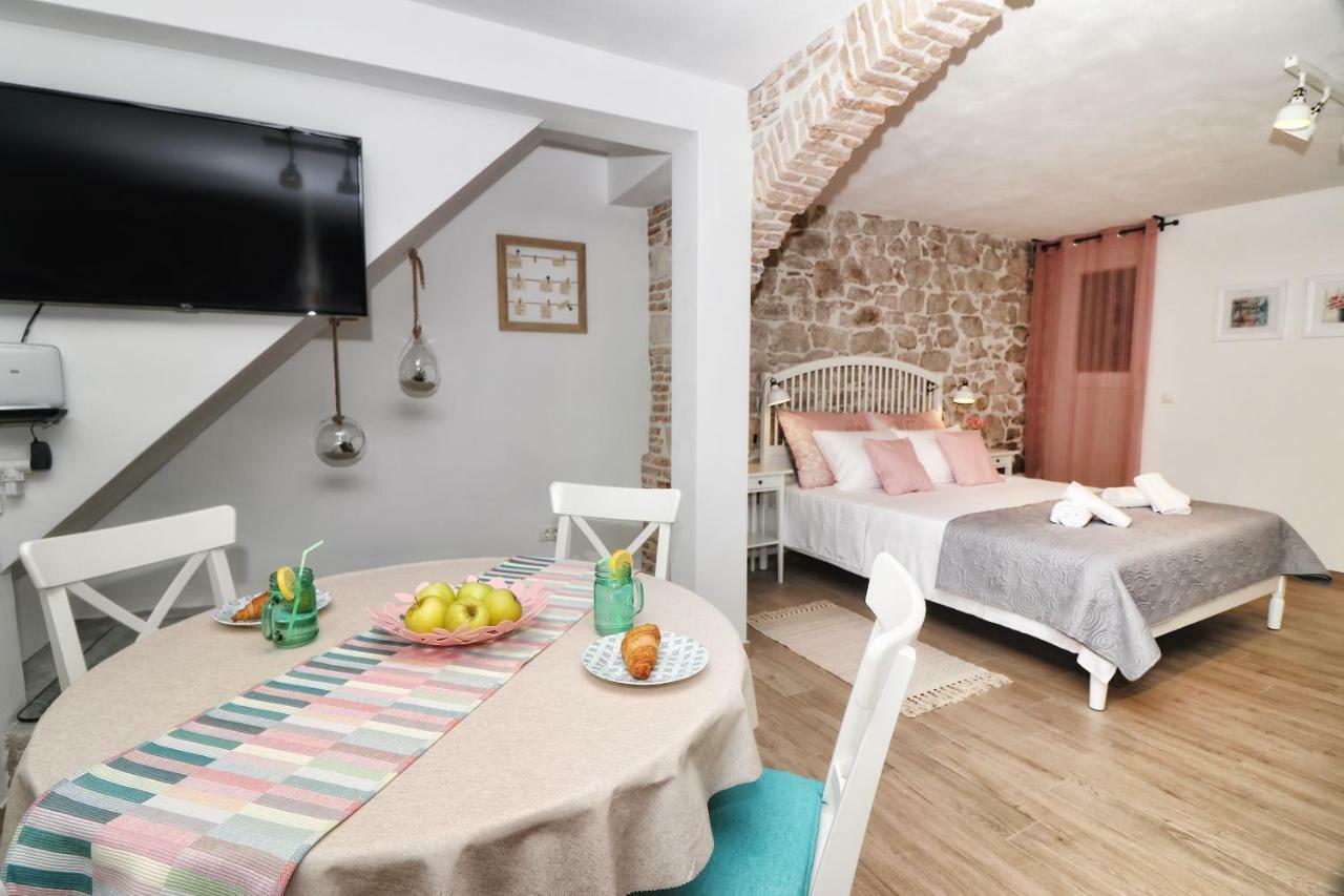 Cozy Apartment Mari Rovinj Buitenkant foto